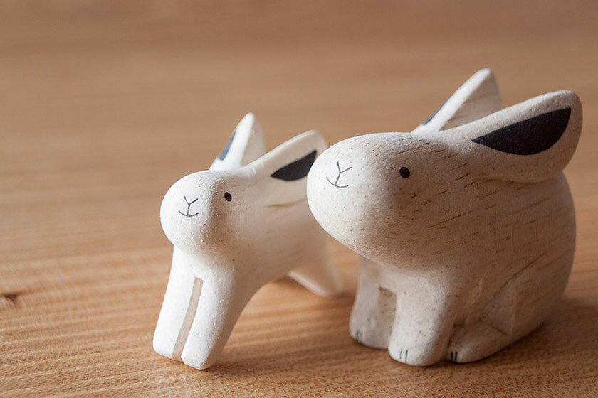 楽天市場】木彫りの置物 天然木 木彫り 置物 アニマル かわいい うさぎ