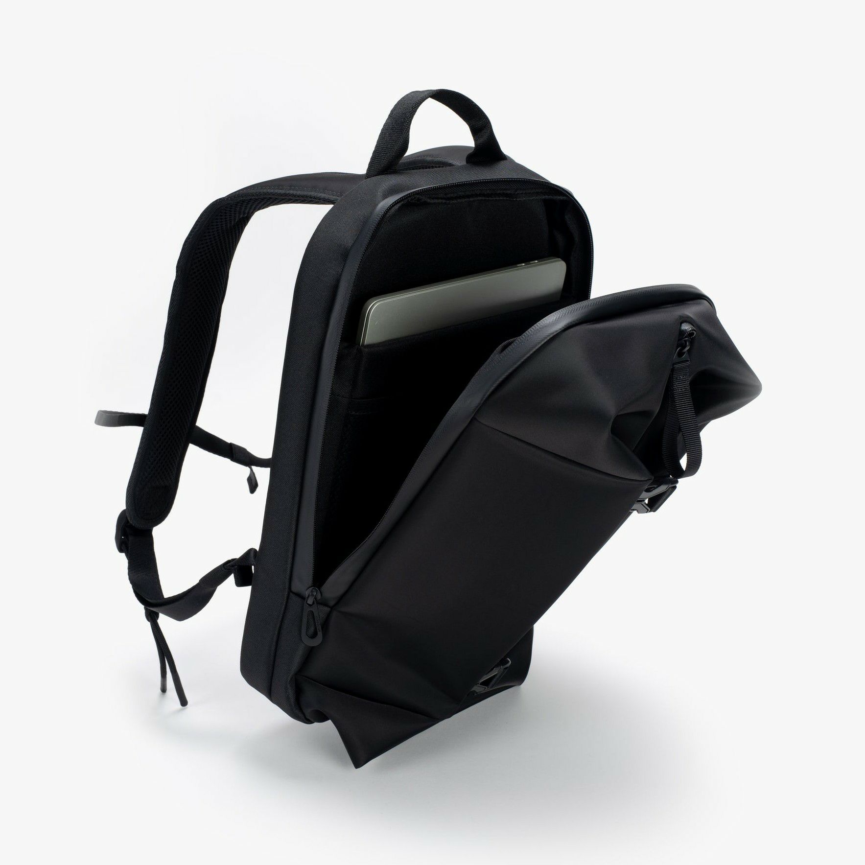 cote&ciel コートエシエルYukon Sleek Black | バッグ| バッグ