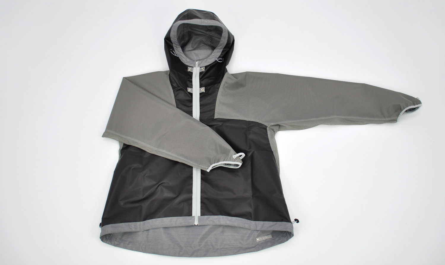 パーカー｜完全遮光アウター｜サンバリア100 | 完全遮光日傘