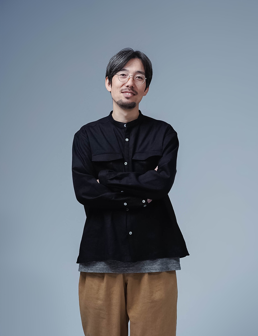 リネンソロテックス】洗練と快適さに包まれる。リネンサファリシャツ