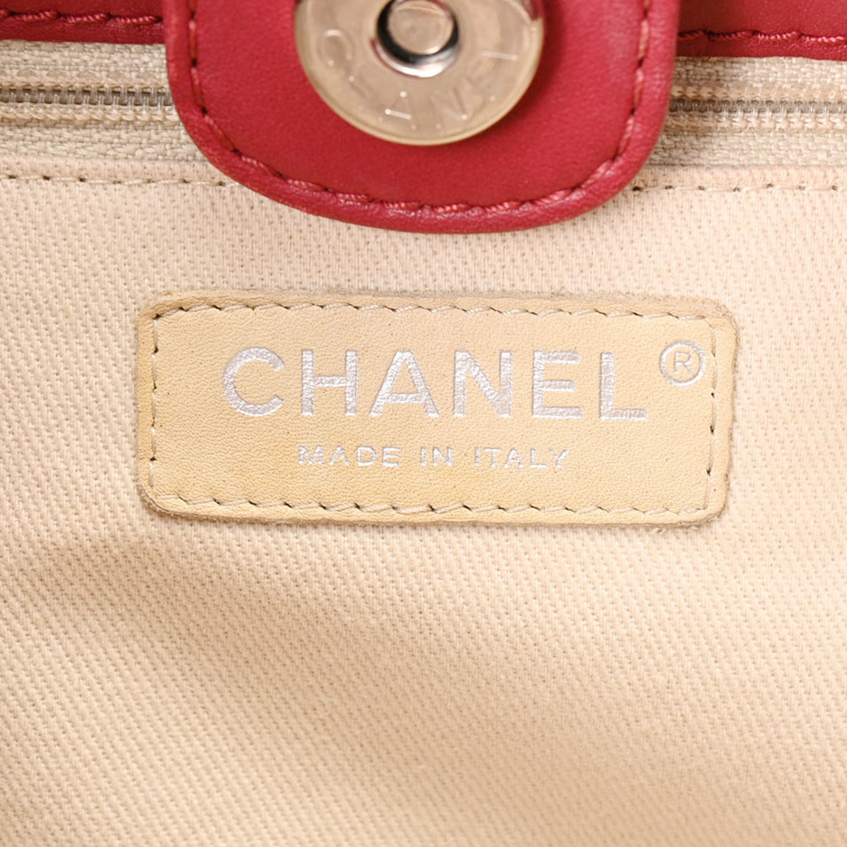 シャネル ウルトラステッチ チェーントート ボルドー/シルバー金具