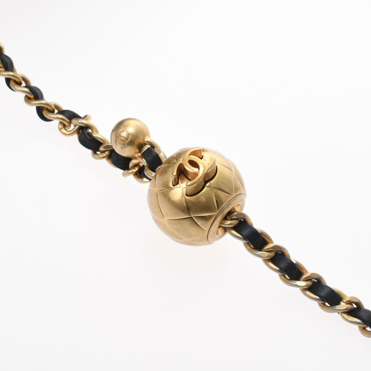 シャネル / CHANEL マトラッセ ミニフラップバッグ20 ココボール