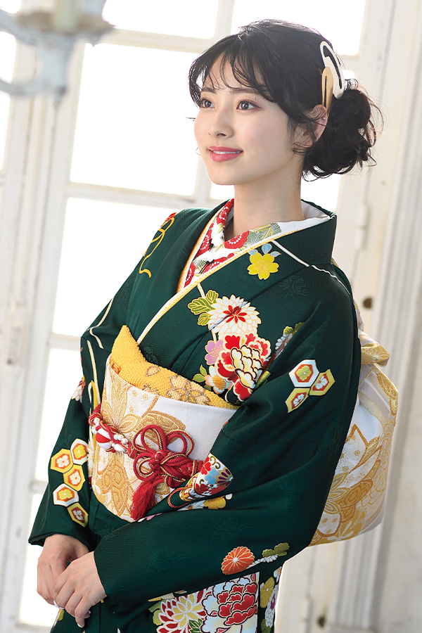 緑が目を引くかっこいい振袖-S602｜振袖ギャラリー｜浜松市で成人式の