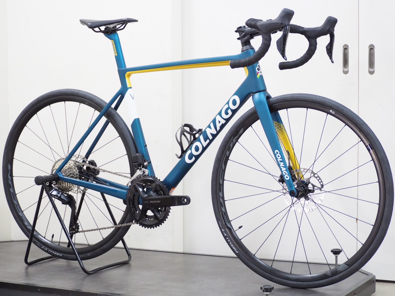 COLNAGO(コルナゴ)|2024 サイクルショップカンザキ吹田店 ロードバイク