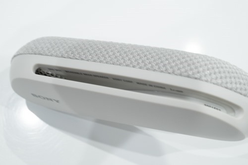 ウェアラブルネックスピーカーSRS-WS1が、面白い。 | 店長のつぶやき