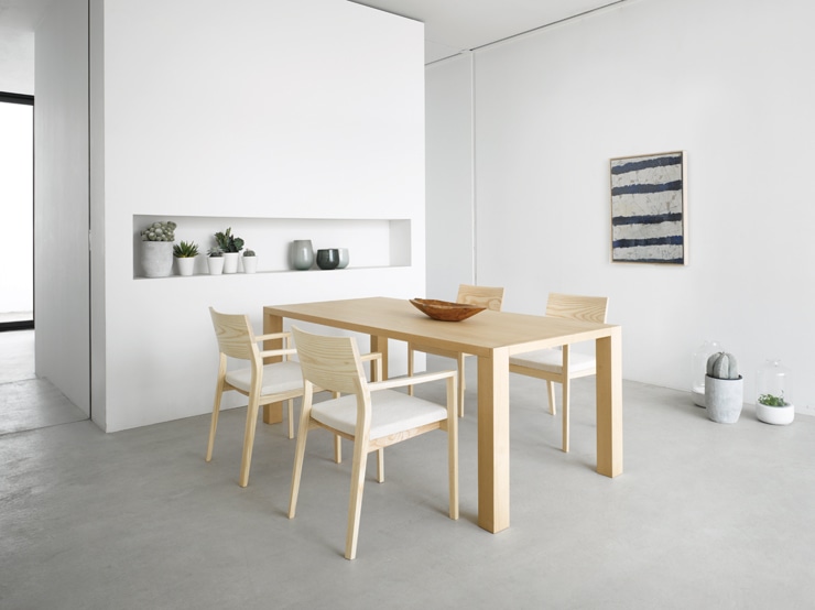 IXC(イクスシー）BREATHブレス ダイニングテーブル|カッシーナ