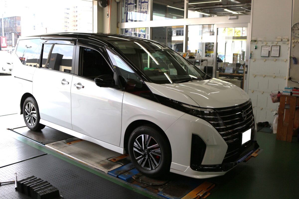 新型C28セレナに18インチ】 Weds ノヴァリス アセット S1装着 | 多治見