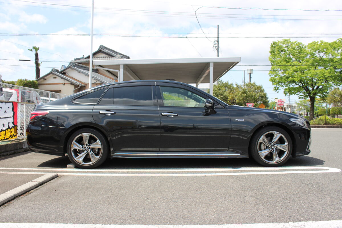 クラウンハイブリッド に AVS対応車高調 RSR Best-i アクティブ