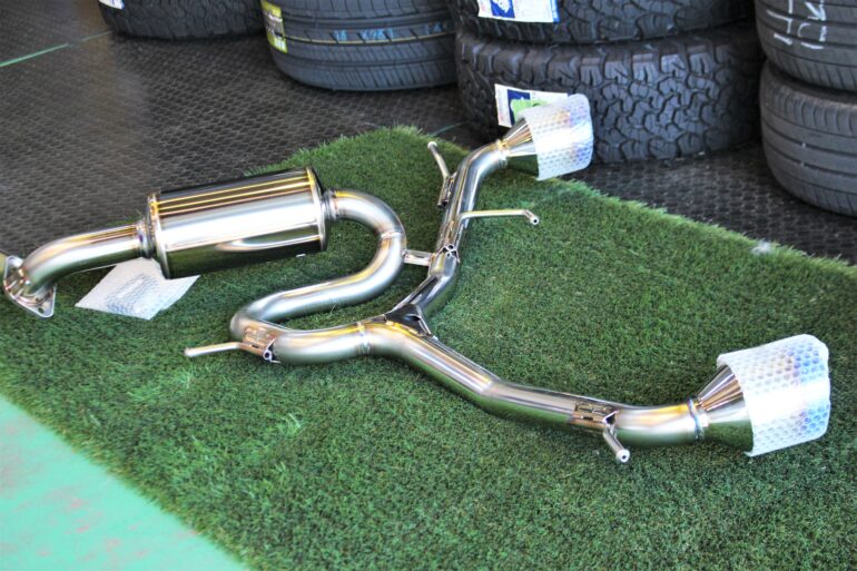 ZC33S スイフトスポーツのマフラー交換。ガナドール Vertex Sports