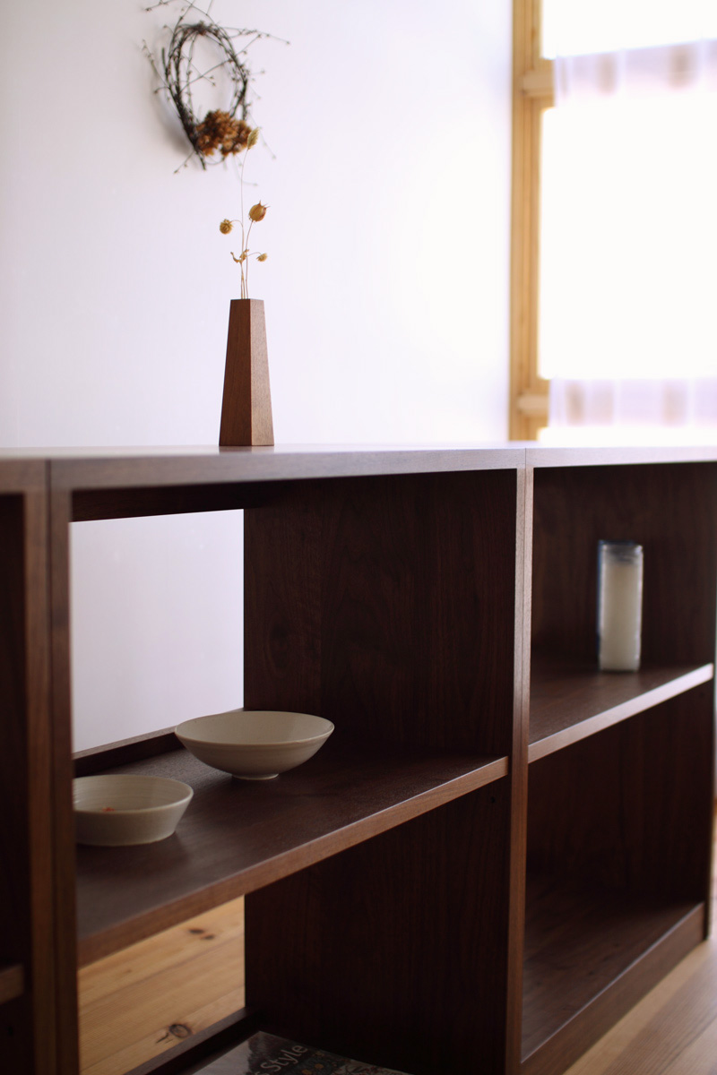 ウォールナットのオープンシェルフ・C-387 家具工房クラポ