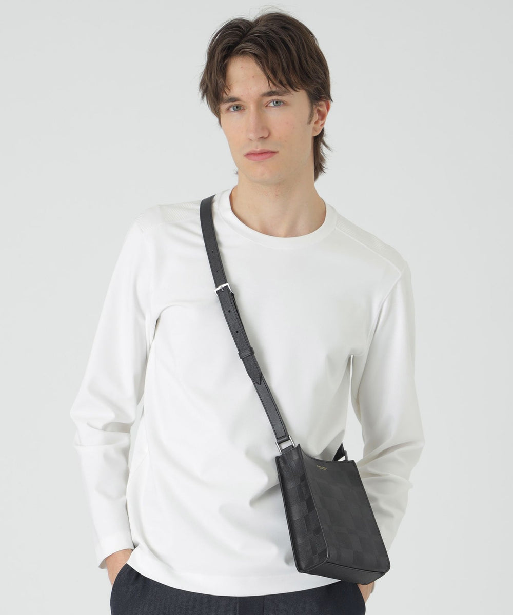 エンボスチェックスクウェアショルダーバッグ（バッグ）｜BLACK LABEL