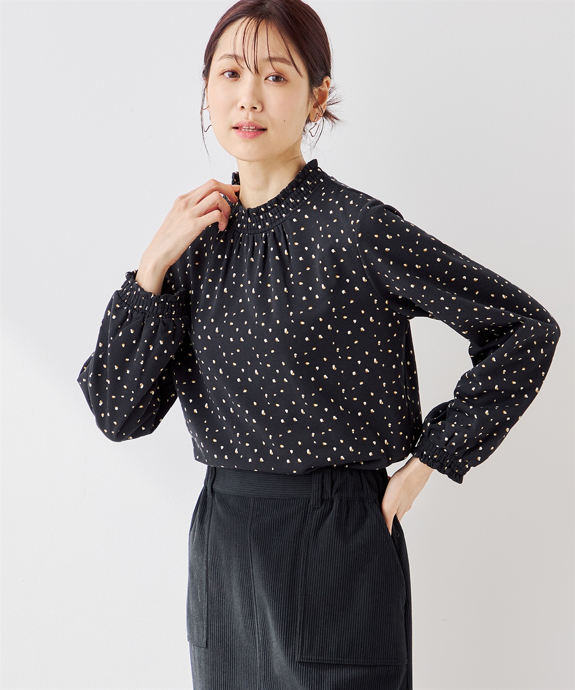 フリル衿ドットプルオーバー Petit Honfleur｜クロスプラス公式通販サイト