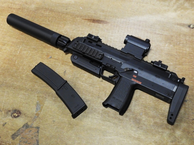 東京マルイ] MP7A1 電動コンパクトSMG T1タイプドットサイト