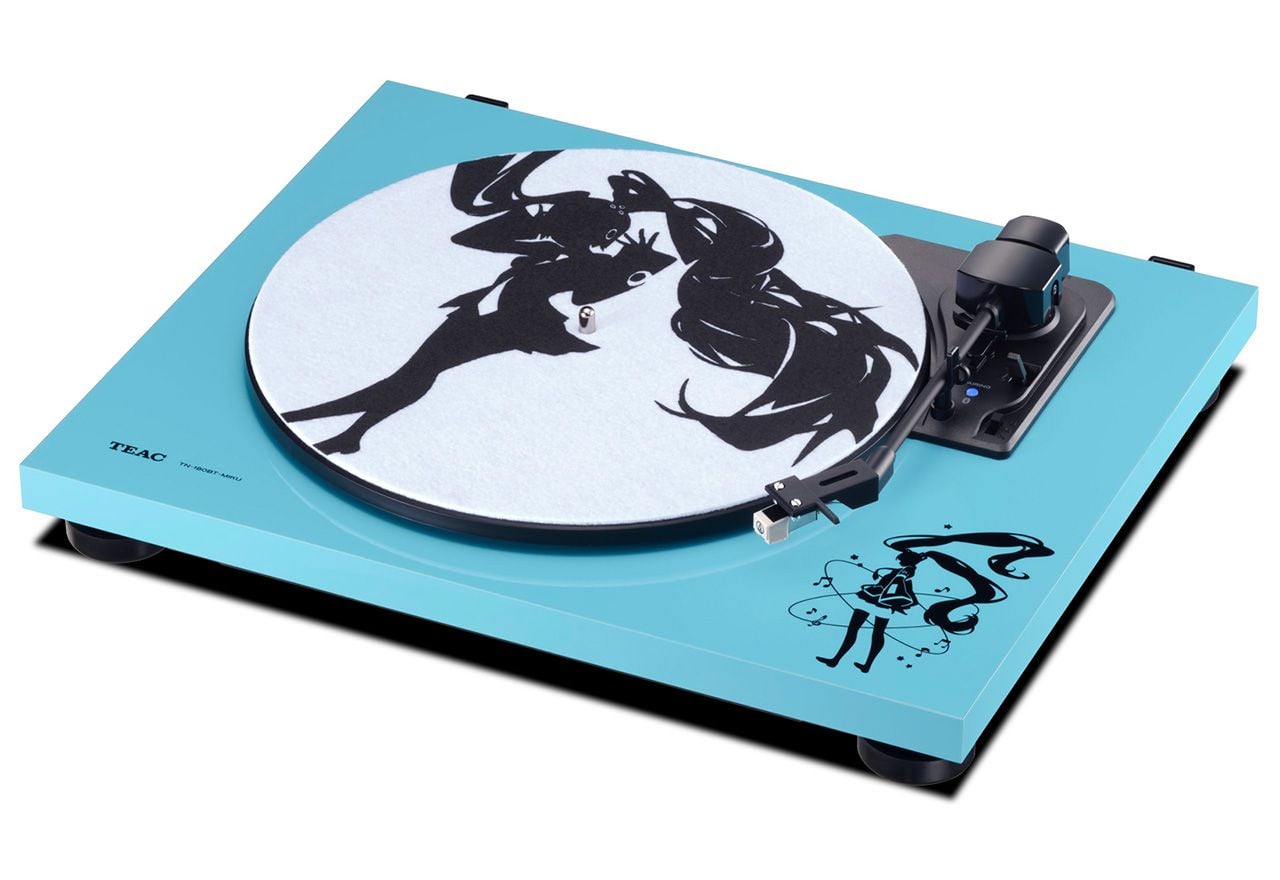 hatsunemiku-record-player_01.jpg