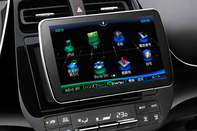 パナソニック、フローティング式9インチ画面のストラーダを発表