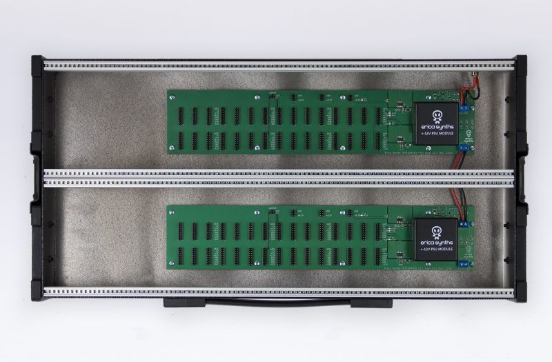 モジュラーシンセトラベルケース特集 - Boutique Pedal NYC