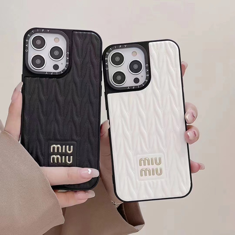 MiuMiu アイフォン14/14pro/14+ケース 上質皮革 ミュウミュウ