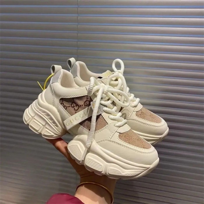 グッチ 厚ダッドスニーカー メンズ Gucci 厚底スニーカー ランニング