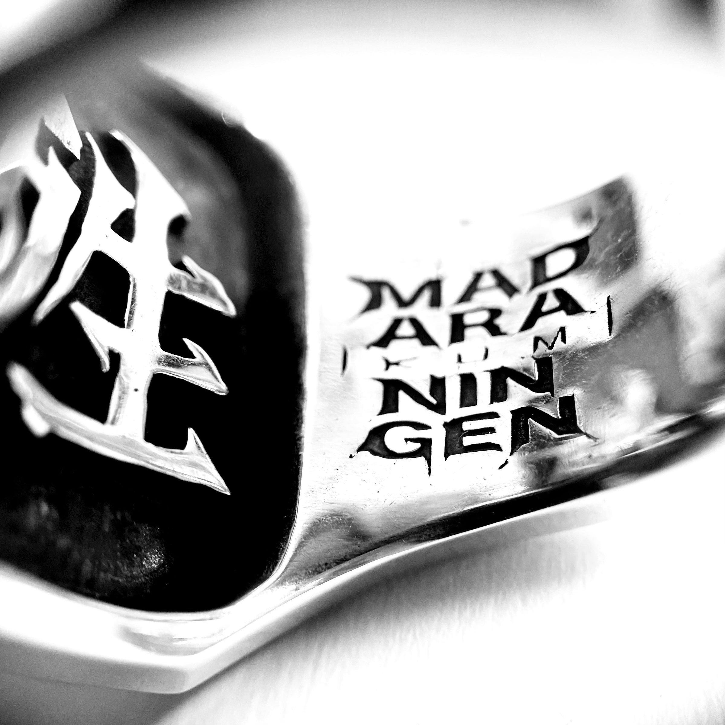 MADARANINGEN | GALAXY BROAD SHOP