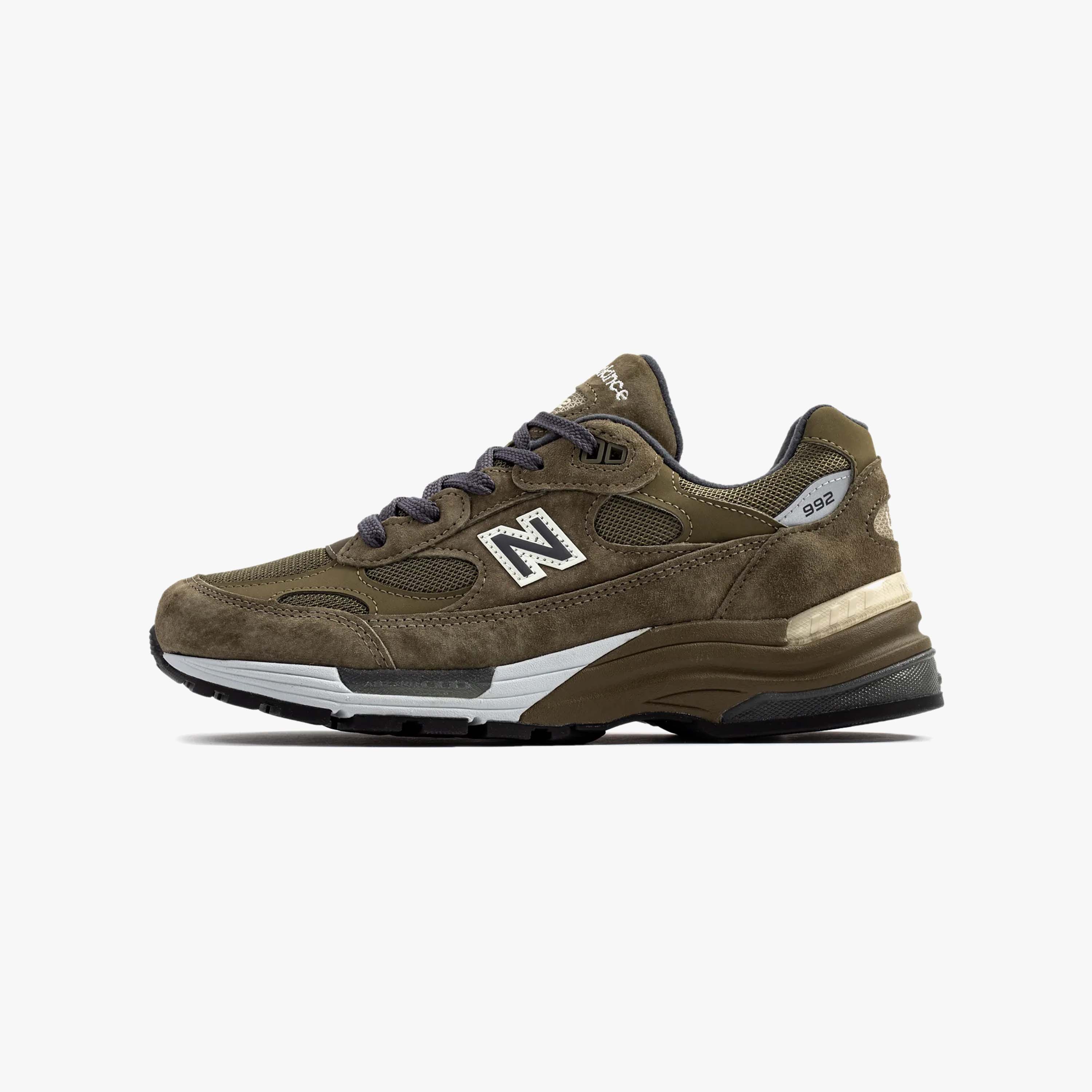 This Classic New Balance Sneaker Continues to Prove Why It's an