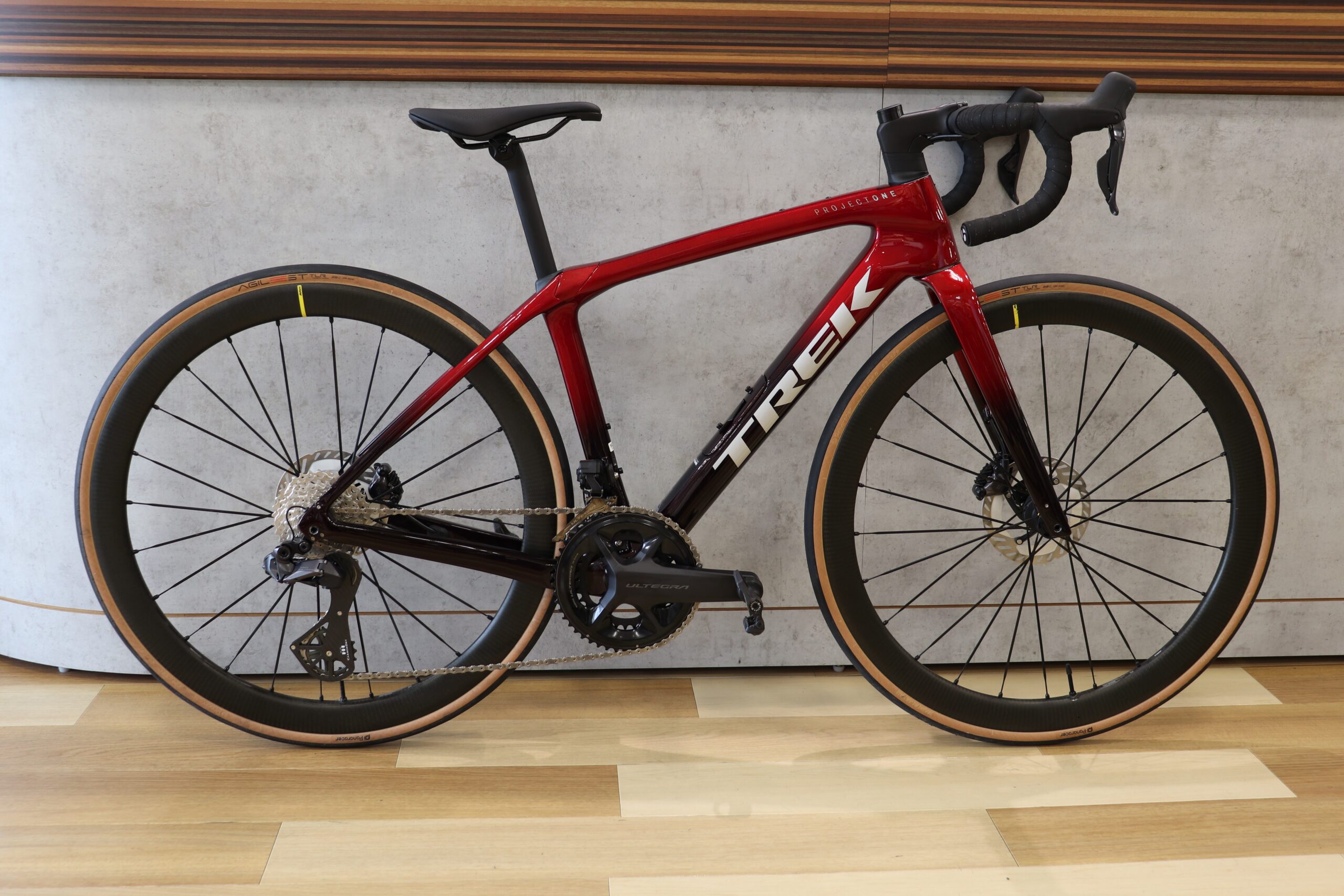 ロードバイク（Domane SLR Gen4 ProjectOne ） | GENE BIKES（ジーン