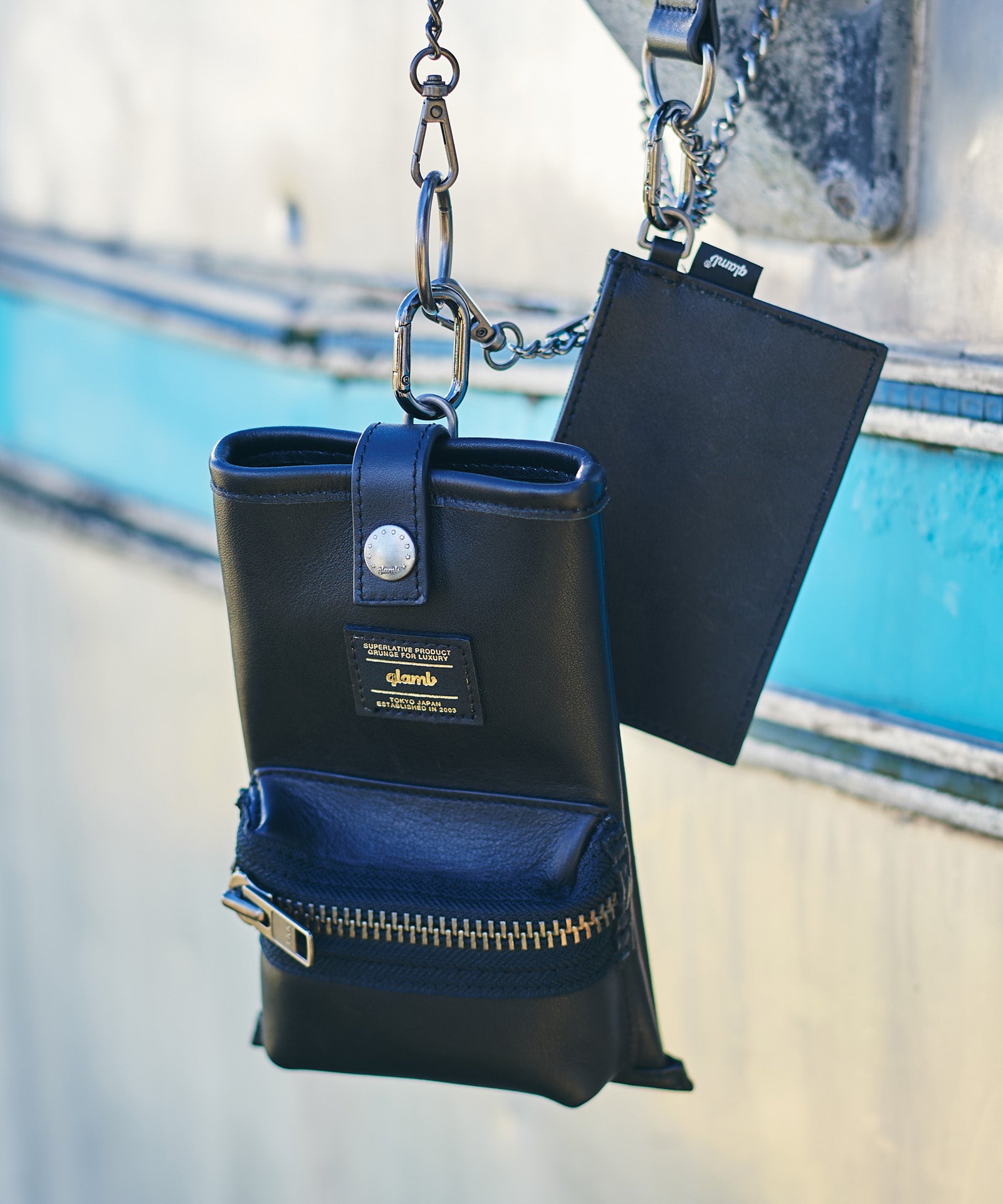 GB0226/AC05 : Leather Multi Pouch / レザーマルチポーチ | glamb