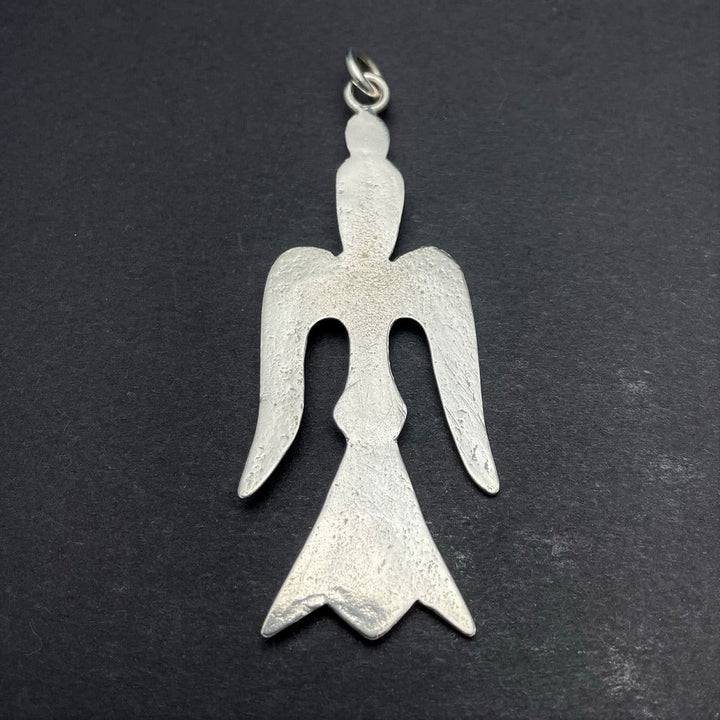 0528161511_6291cbff94192_720x.