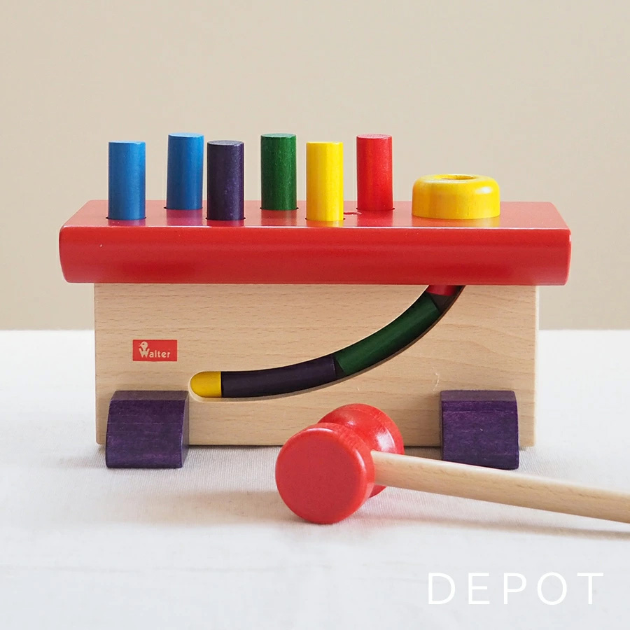 ハンマートイ大工さん】ニック社 木製 木のおもちゃ たたく遊び 知育