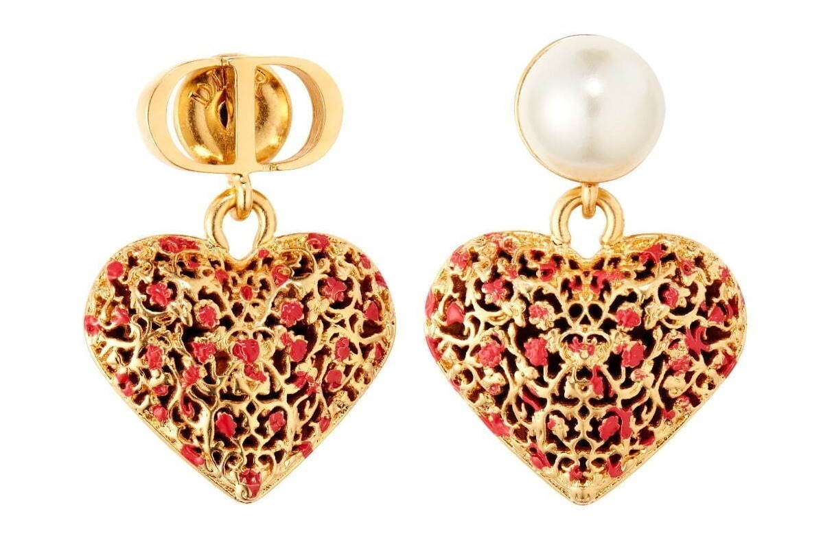 ディオール“蝶や花”の透かし彫りハートジュエリー、パールピアスや