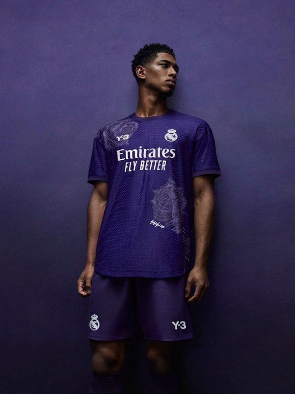 写真18/27｜Y-3×レアル・マドリード、“薔薇”入りユニフォームやオール