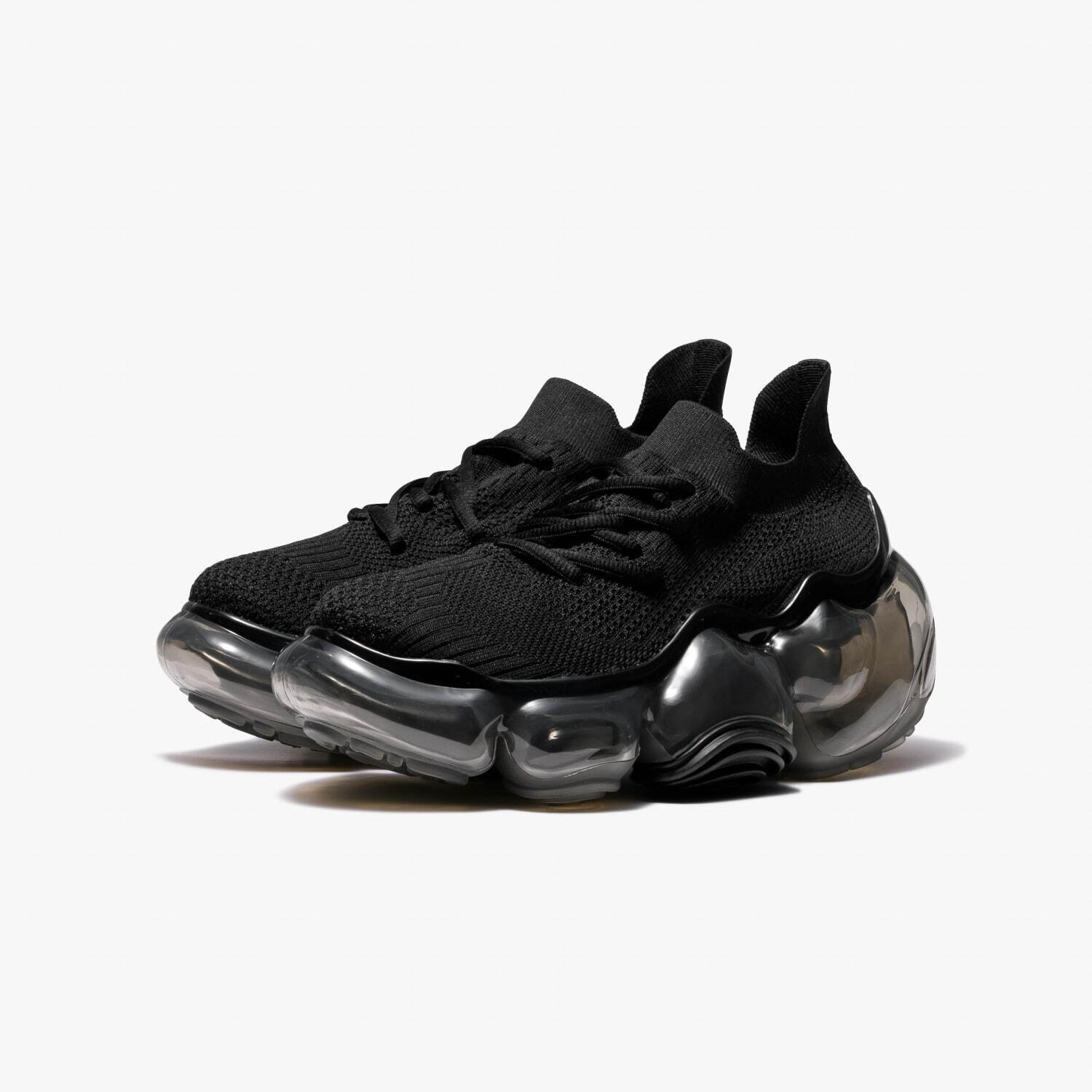 グラウンズ“黒＆白”レディーススニーカー特集、人気の透明ソール