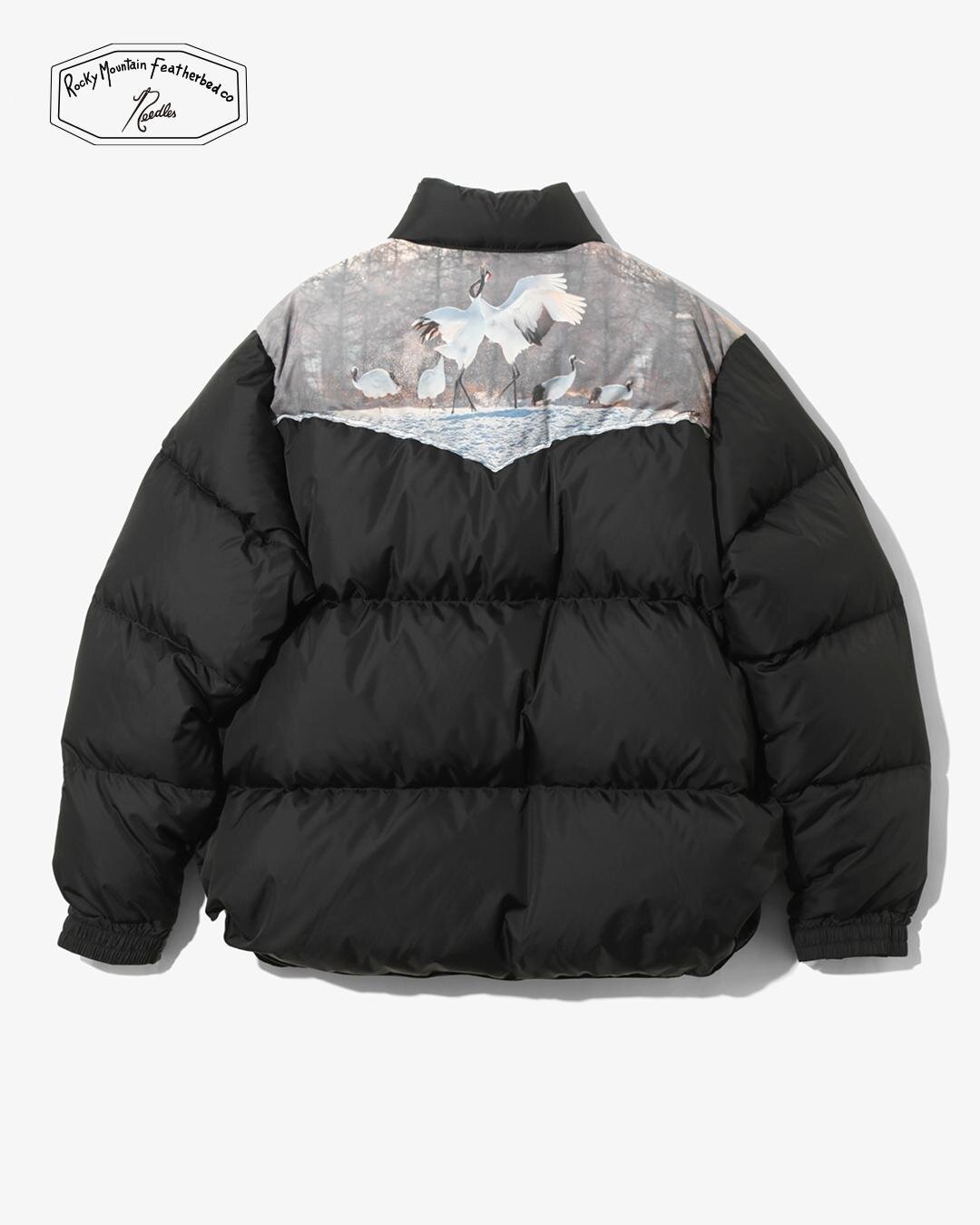 ニードルズ×ロッキーマウンテンフェザーベッド、“夕景に鶴が舞う