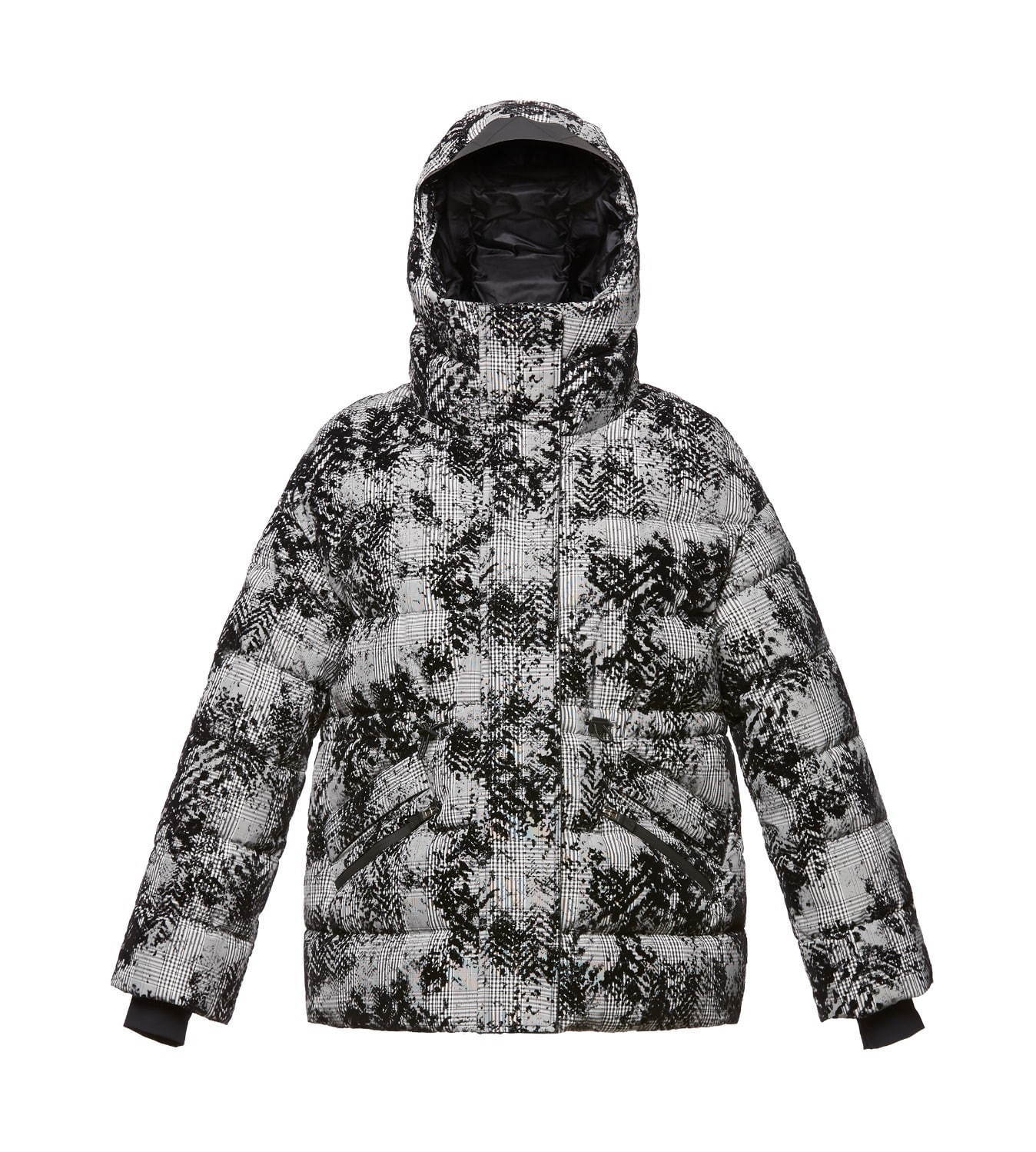 ヘルノ「ラミナー」高機能アウターのメンズ＆ウィメンズ新作