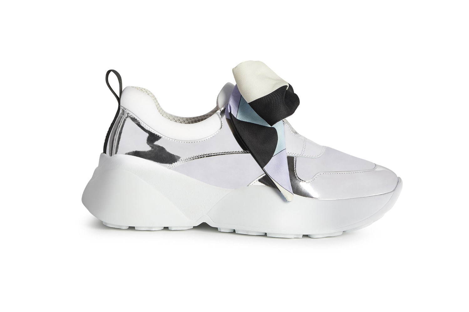 エミリオ・プッチ新作スニーカー、リボンでカスタムできる厚底シューズ