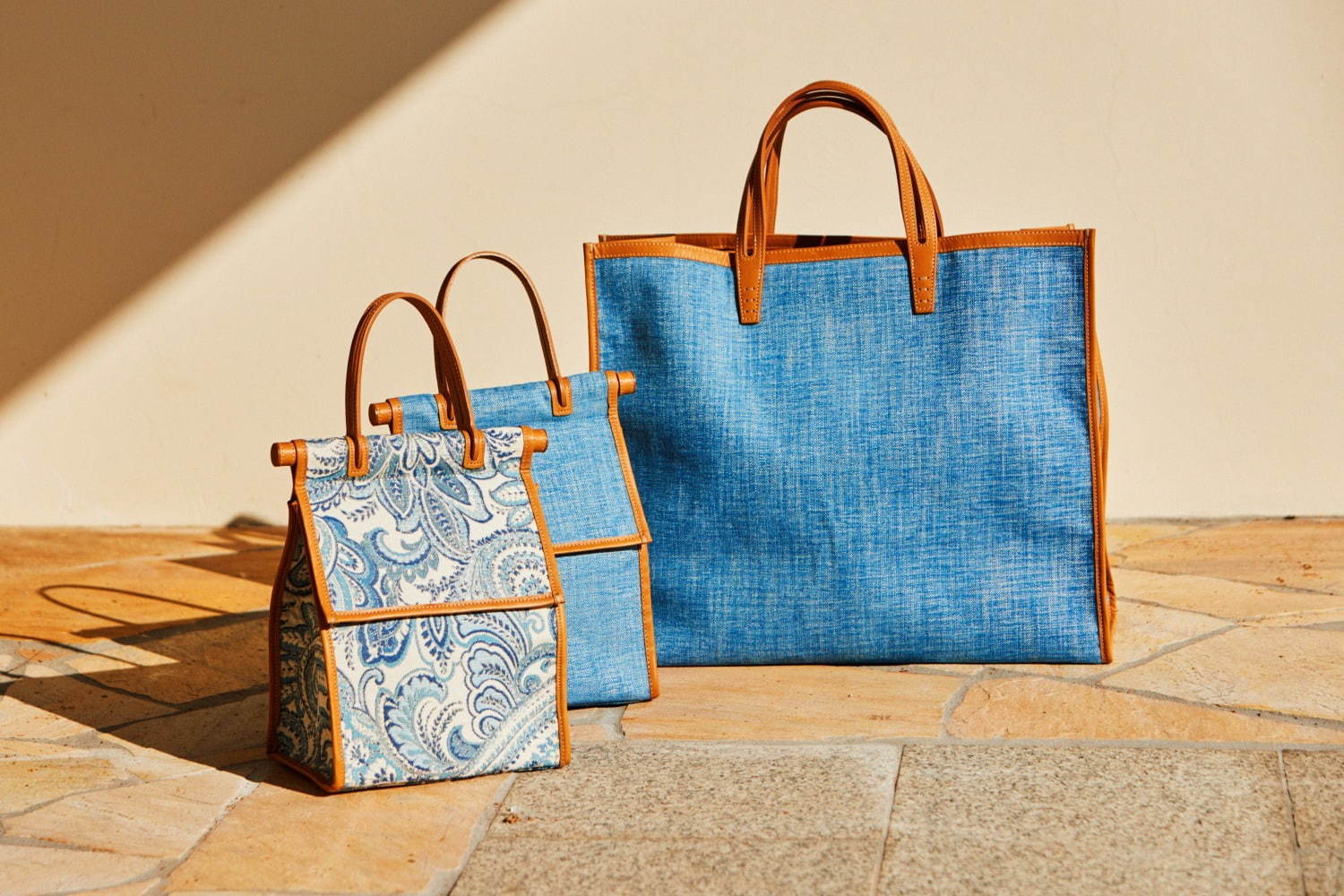 A VACATION アバケーションTANKトートバッグ くすみブルーバロック柄 A