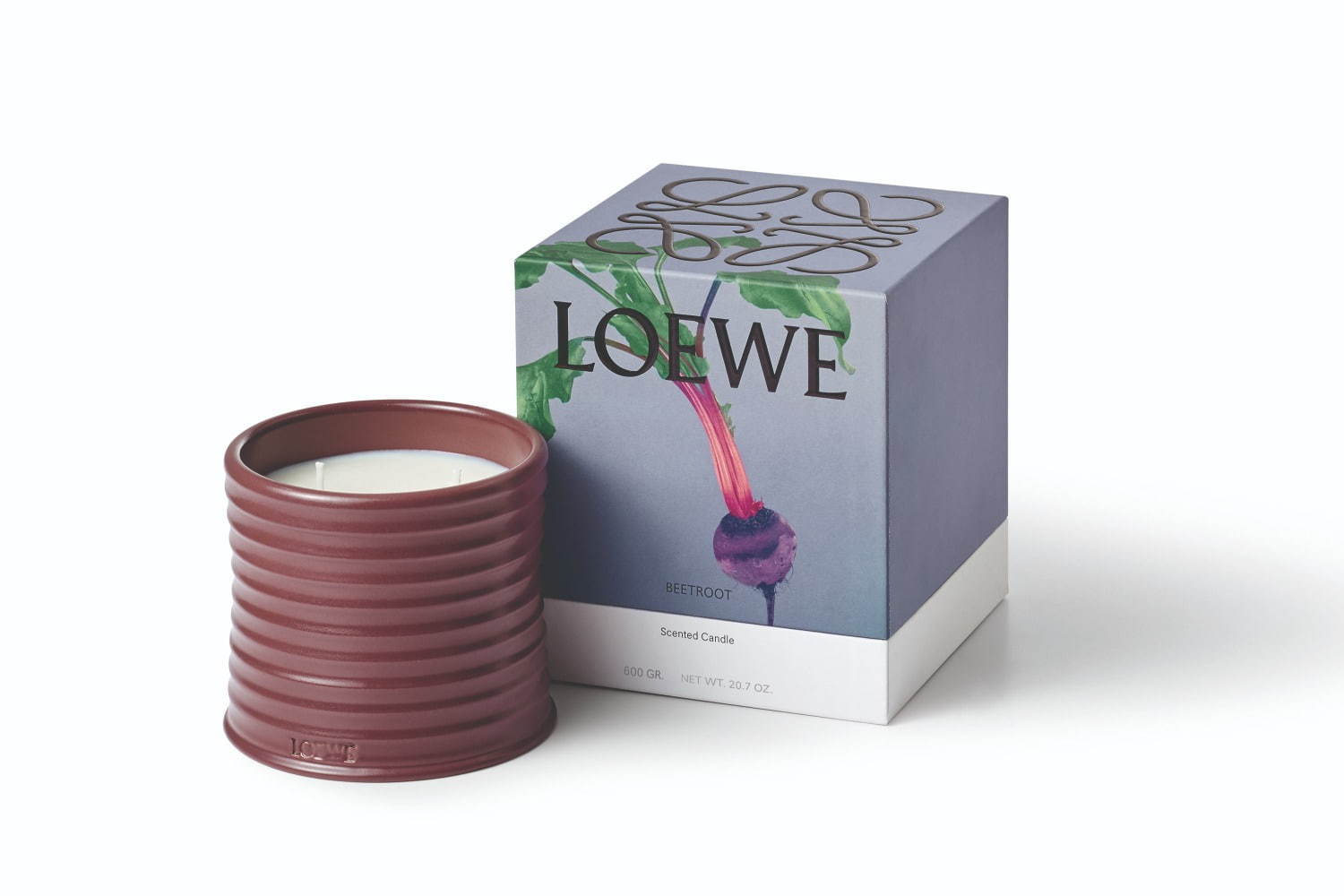 ロエベ初のルームフレグランス、カラフルなポット入りキャンドル