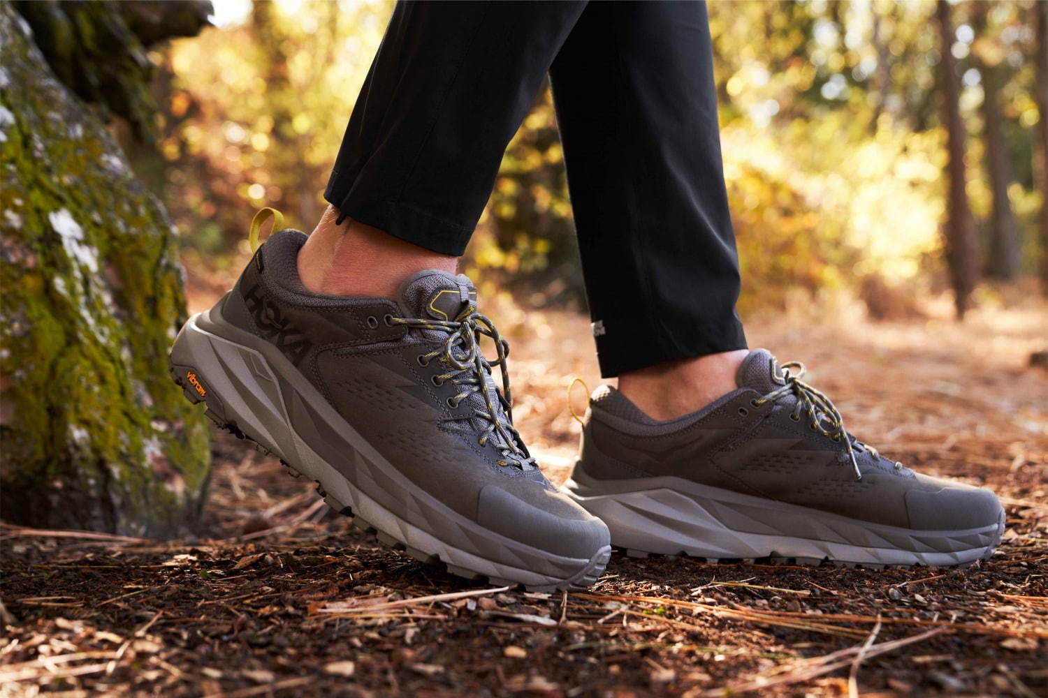 ホカ オネオネ新作シューズ「カハ ロー GTX」厚底ソール×ローカット