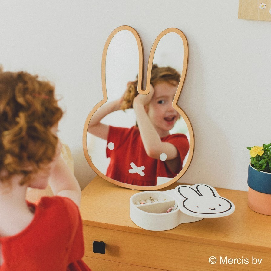 ミッフィー×スタディオクリップのコラボ雑貨、ミッフィー型ウォール