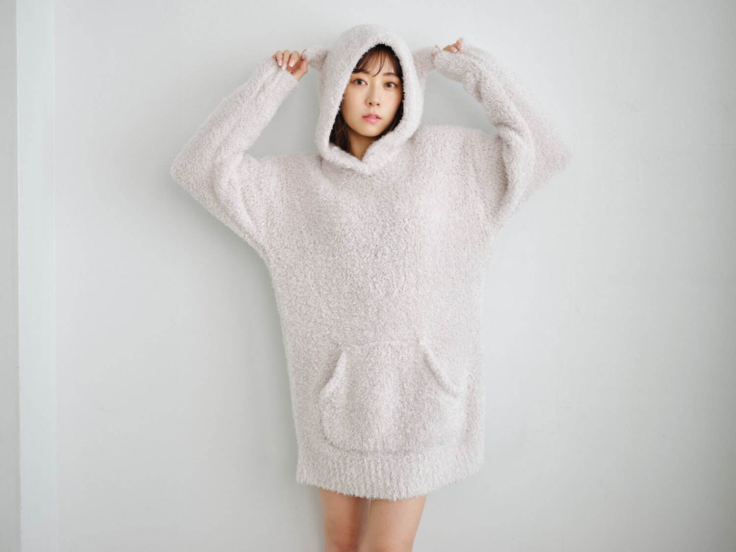 スナイデル ホームのハロウィンルームウェア、“猫耳付き”パーカー