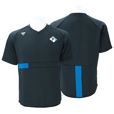 選手が着用する「ファイターズ オンフィールドアパレル」発売