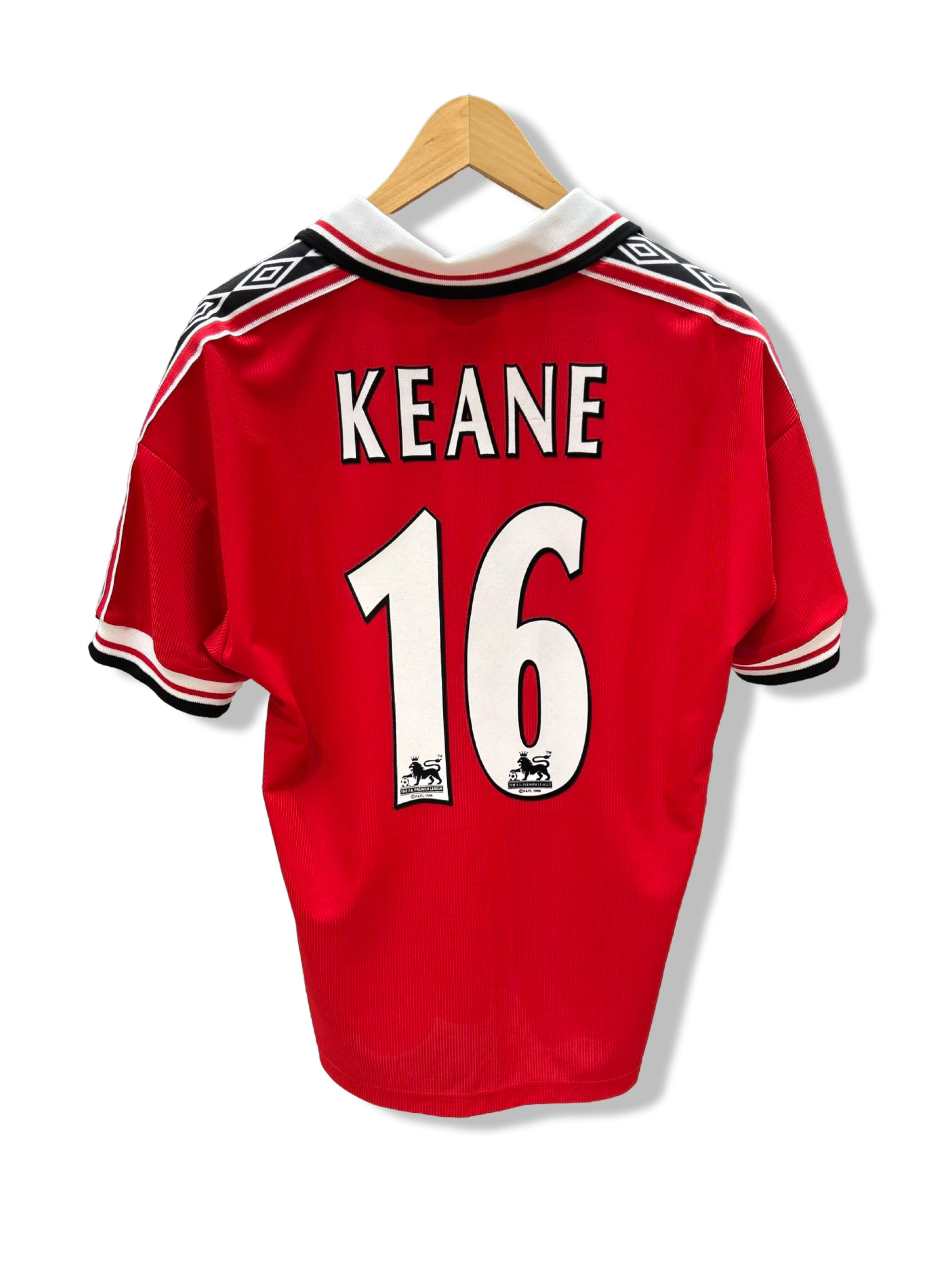 Manchester United 1998-99 Home Shirt, #16 Roy Keane - M – Football
