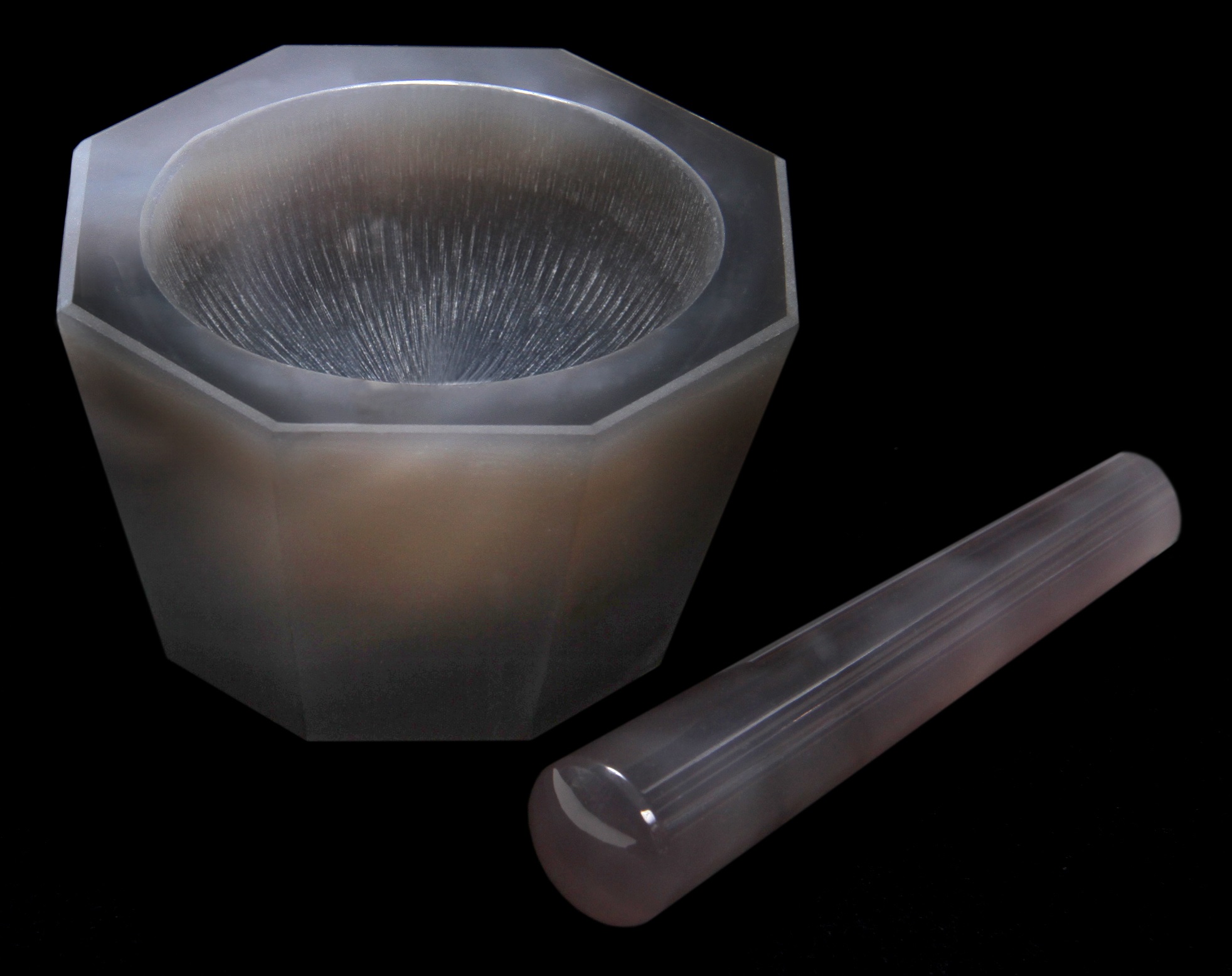 メノウ・石英ガラス・サファイア素材でどんな実験にも | 高性能特殊