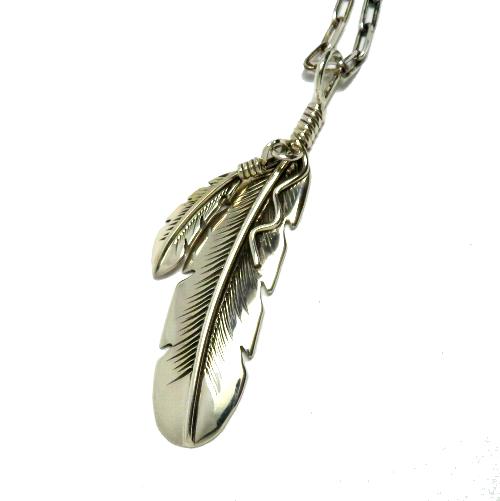 フェザーペンダント 羽型ジュエリー シルバーフェザー Harvey Mace