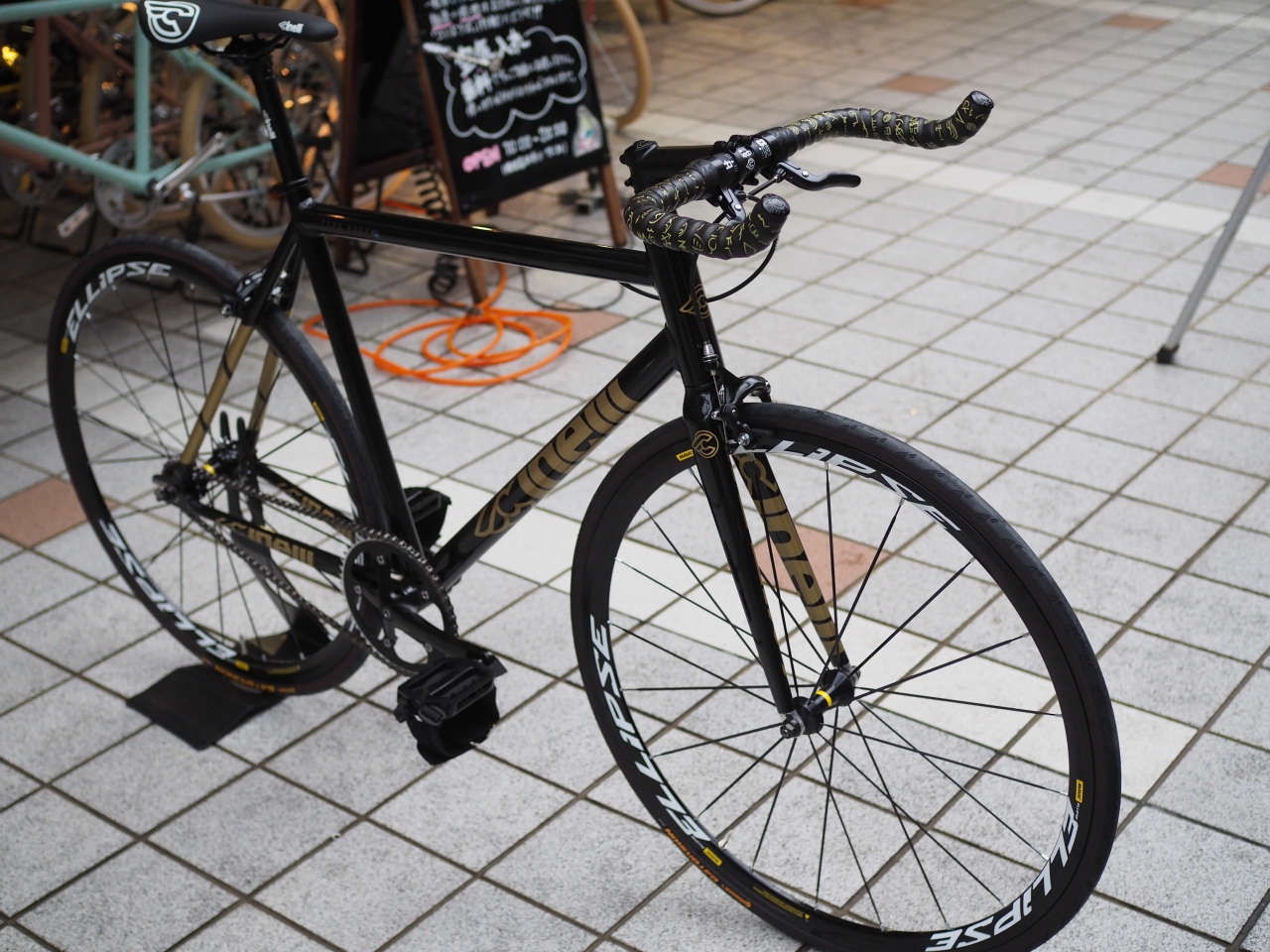 cinelli TIPO PISTAカスタム!! | コンズサイクルのスタッフブログ