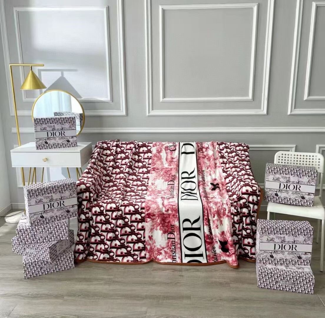 クリスチャンディオール✨大判ストール ショール 膝掛け デカロゴ