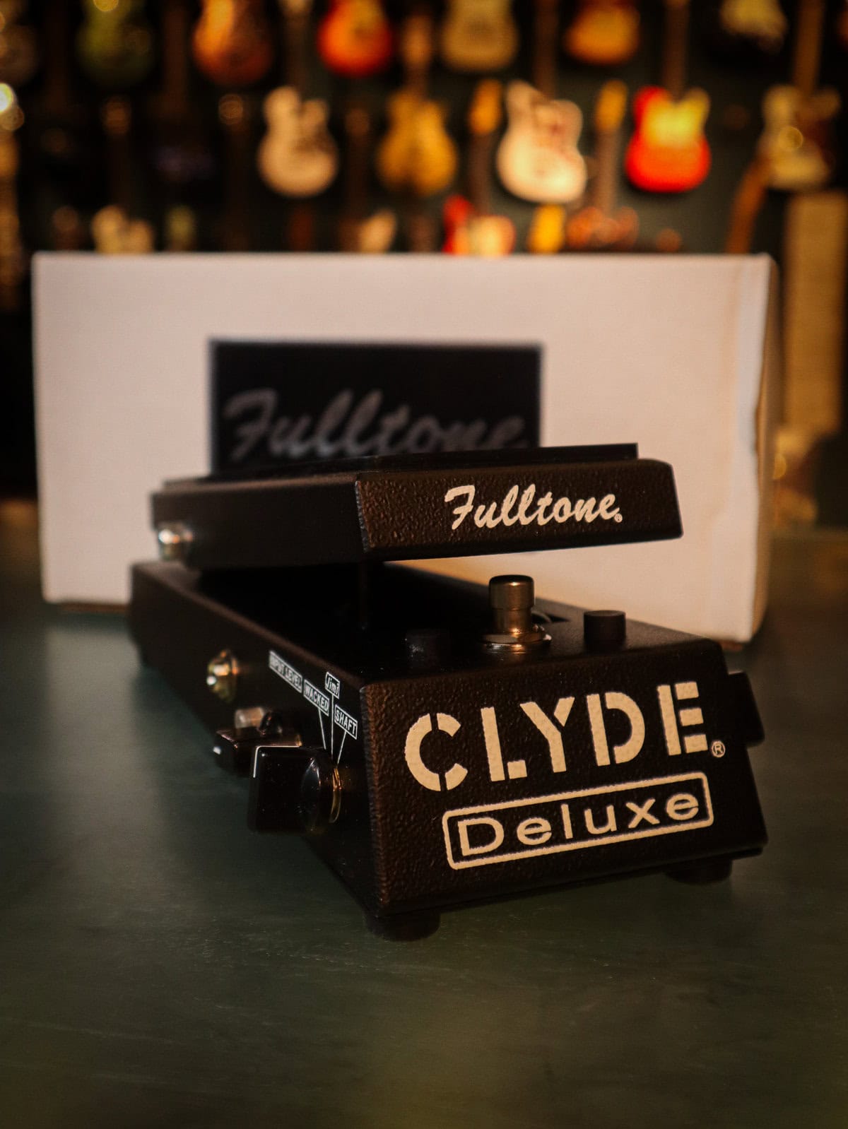 Fulltone CLYDE DELUXE WAH - Kauffmann's Guitar Store