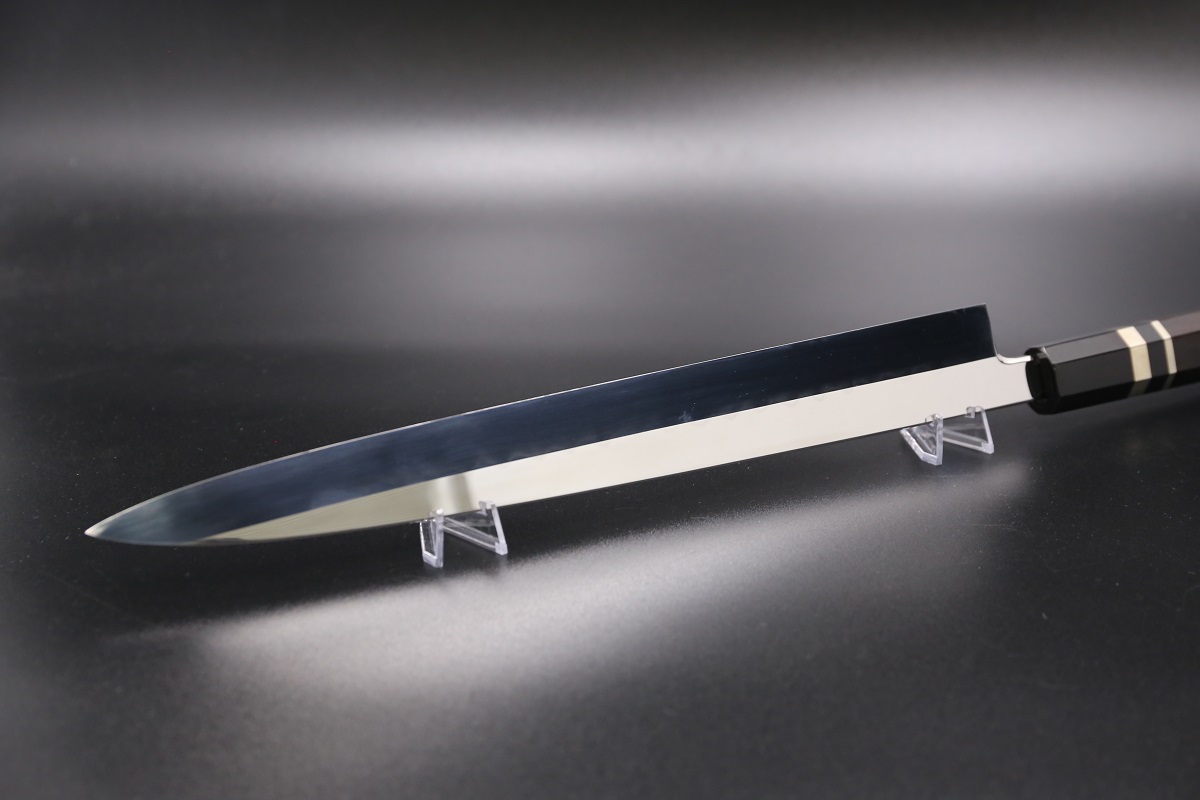 柳刃 白鋼 330mm 油本焼 表鏡面 波浮かし 黒檀柄 鞘付き 白木健一作