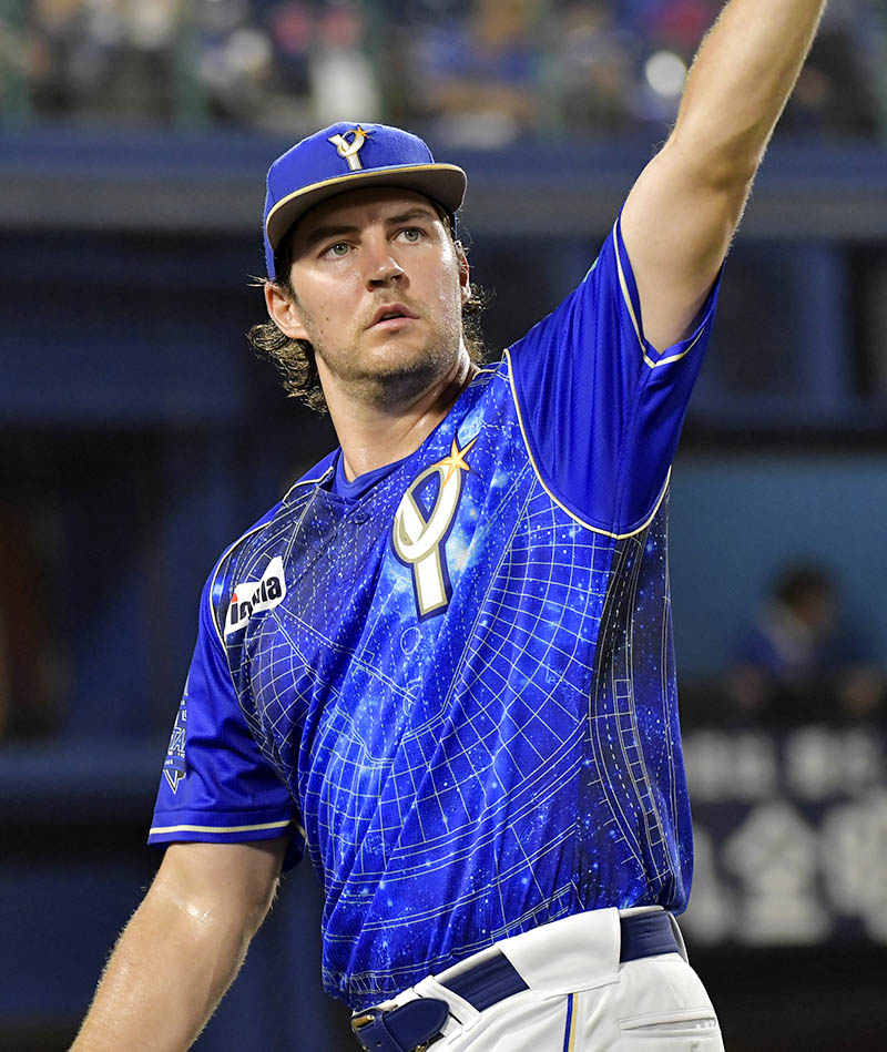 DeNAバウアーが来日1年振り返る 印象に残った登板と選手は