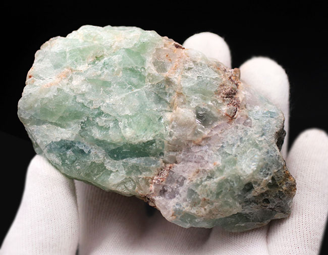 研究機関で長らく保管、レアな国産の蛍石（Fluorite）。新潟県東蒲原郡