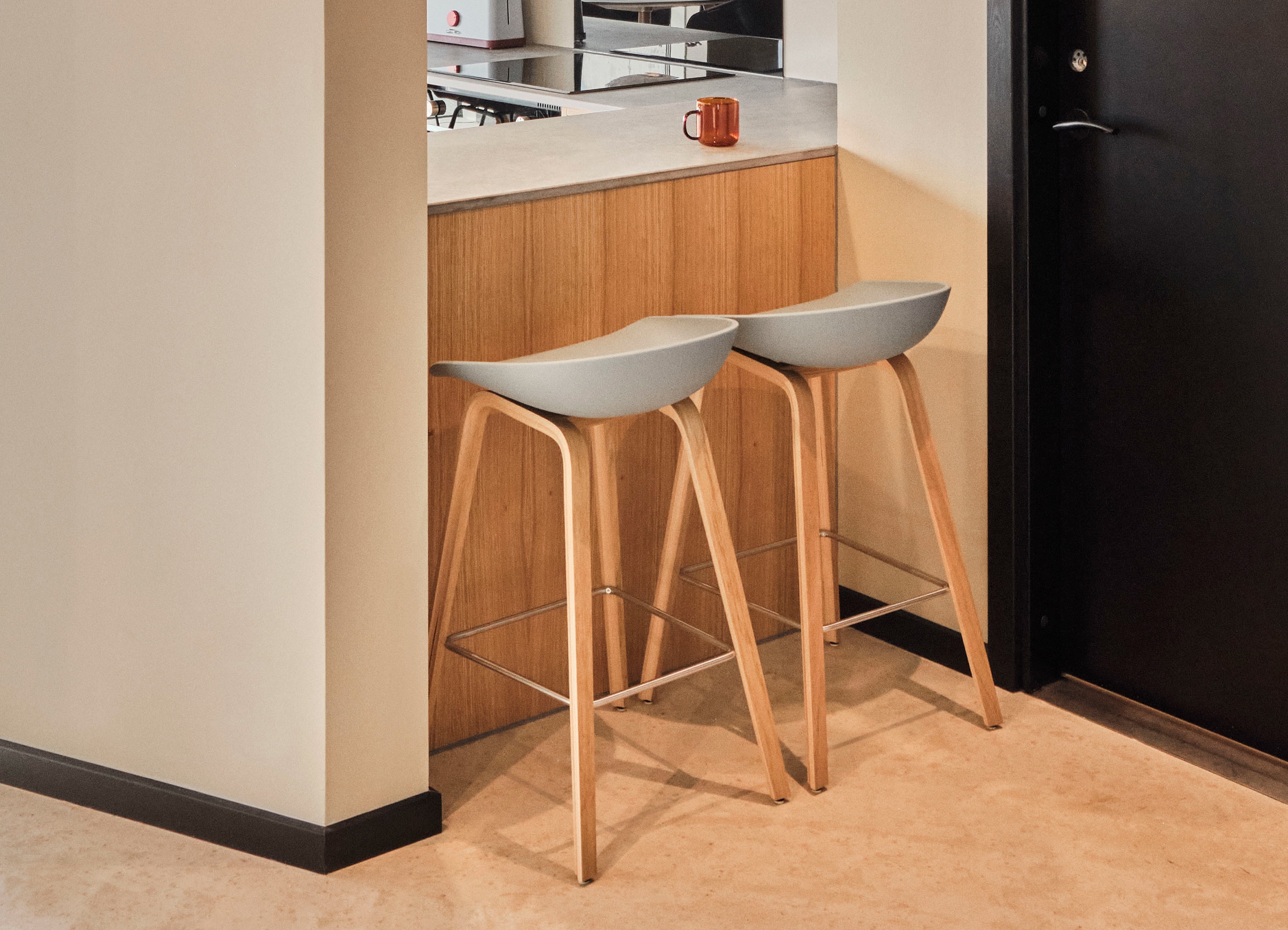 AAS 32 2.0 HIGH / H75 - スツール | 【公式】HAYオンラインストア